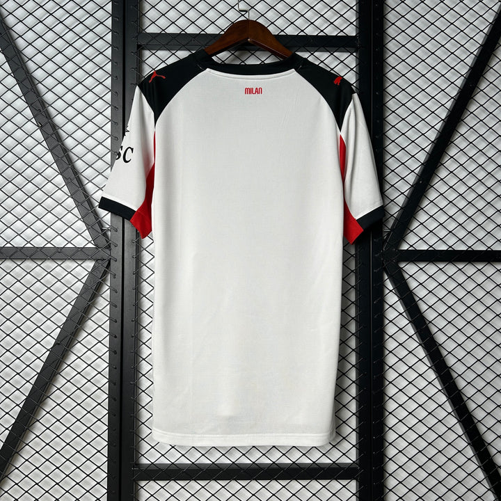 Milan Secundária 25/26