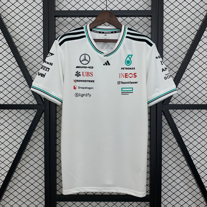 Mercedes 2025