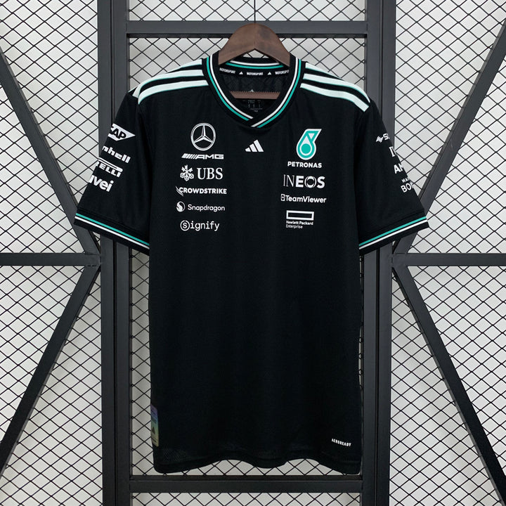 Mercedes 2025